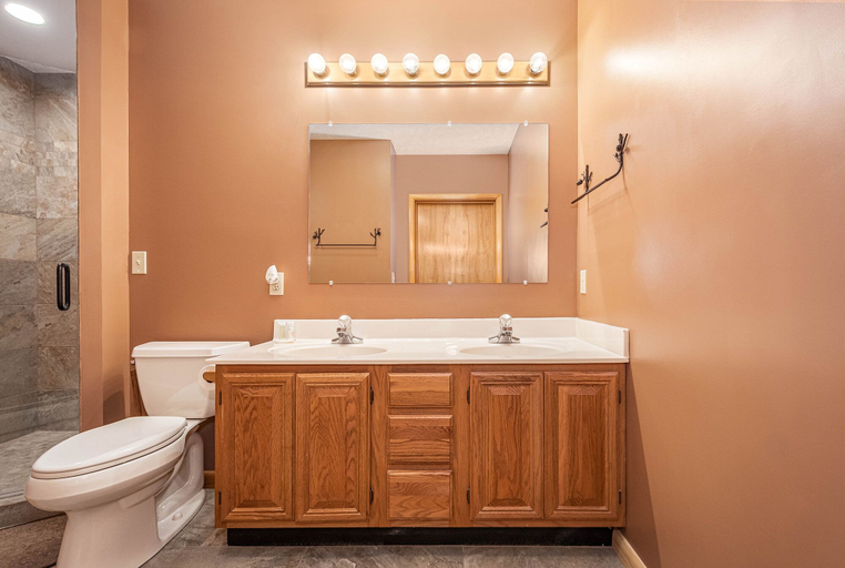 Bathroom 3, Finally Settled, Garrett