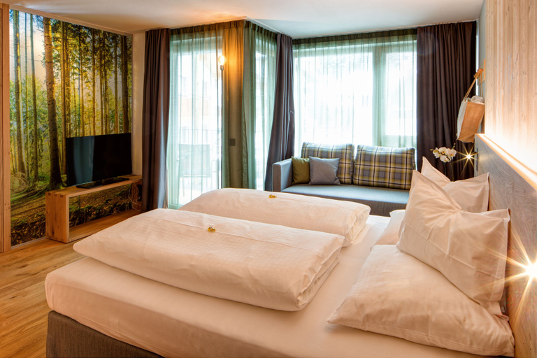 Bedroom 3, Mountain Design Hotel Eden Selva, Bolzano