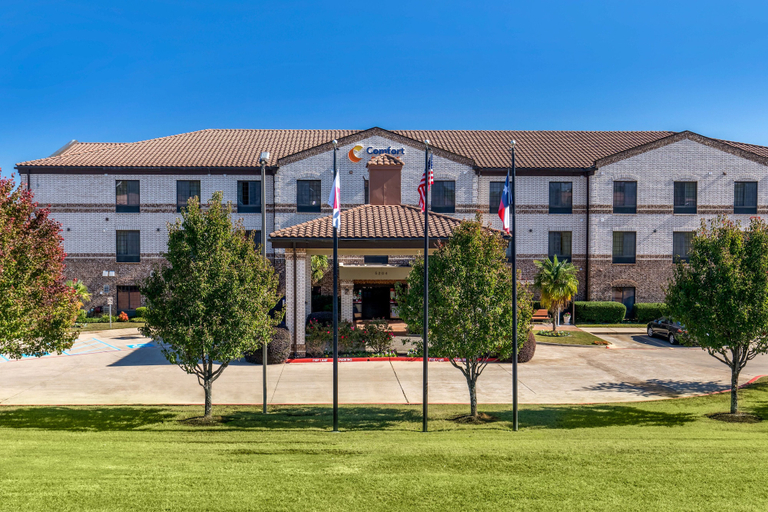 Exterior & Views 2, Comfort Suites Marshall, Harrison