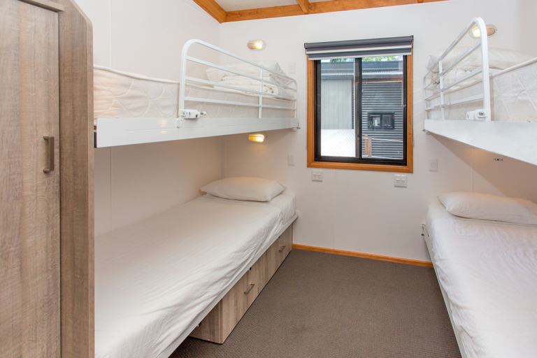 Bedroom 2, BIG4 Melbourne Holiday Park, Melbourne