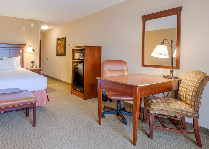 Bedroom 2, Hampton Inn & Suites Pinedale, Sublette
