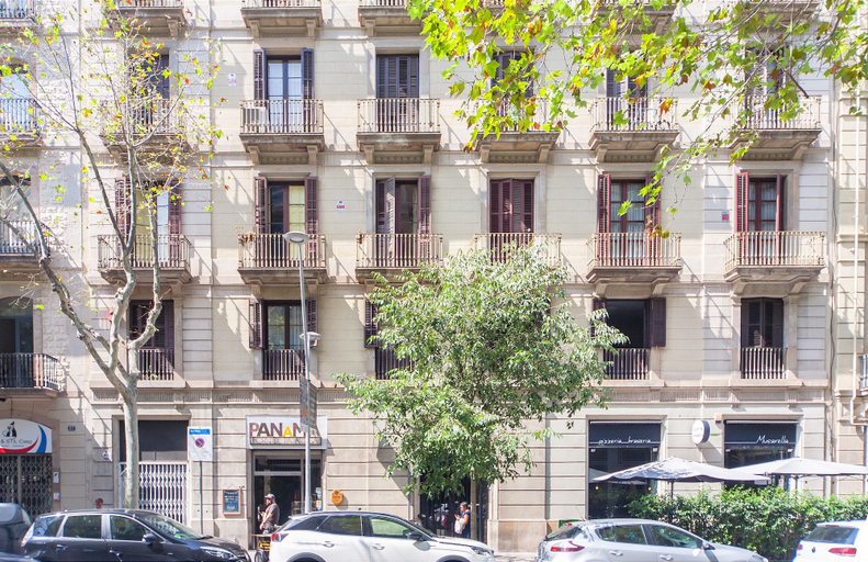 Exterior & Views 2, Casp Green House, Barcelona