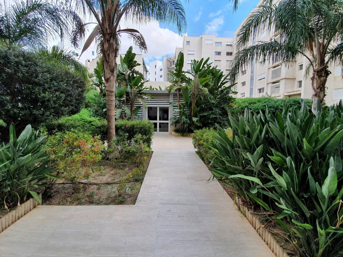 Exterior & Views, Prestige Luxurious 120m2 Next to UN Offices Lac2, Bouhaira
