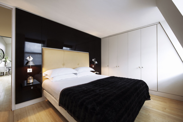 Bedroom, No.5 Maddox Street, London