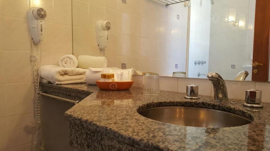 Bathroom 4, Ohasis Hotel & Spa Jujuy, Capital