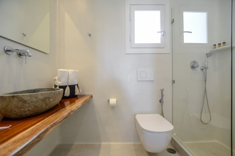 Bathroom 5, Birikos Studios & Apartments, South Aegean