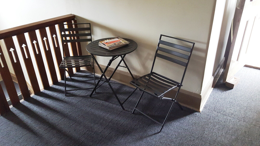 Others 4, Granville Hotel, Sydney