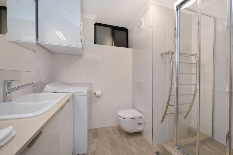 Bathroom 4, Joanne Apartments, Caloundra - Caloundra S.
