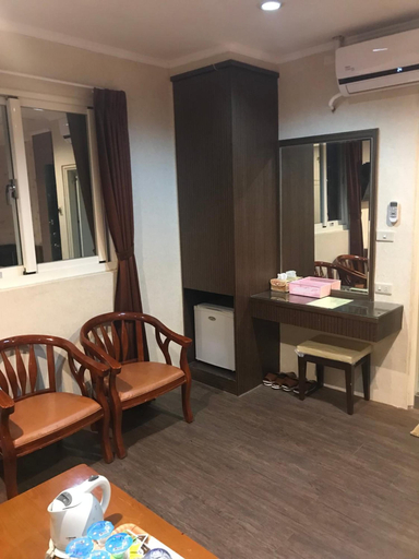 Others 4, Baseball exquisite hotel, Hsinchu City