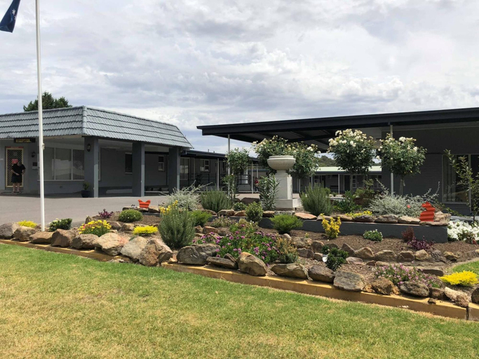 Exterior & Views 2, Yass Motel, Yass Valley