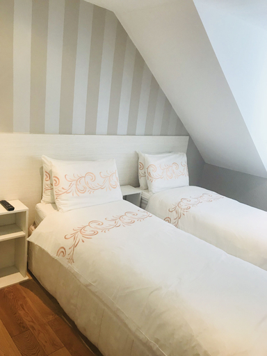 Bedroom 2, The Waterfront Hotel & Bistro, Dumfries and Galloway