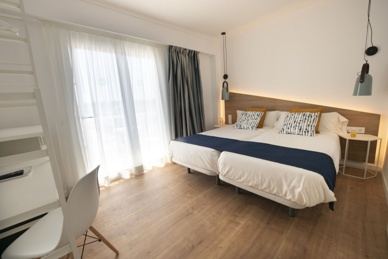 Bedroom 5, Hostal Blanca, Baleares