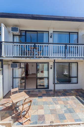Exterior & Views 2, The Surrey Hotel, Waitakere
