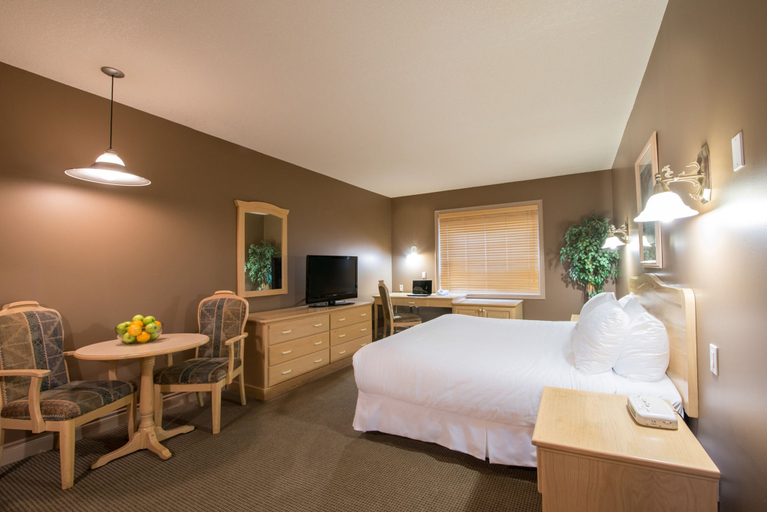 Bedroom 3, Prime Hotel, Division No. 16