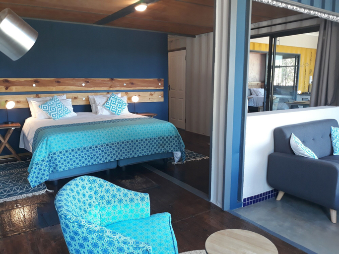 Bedroom 3, 24 Degrees Self-Catering, Mopani