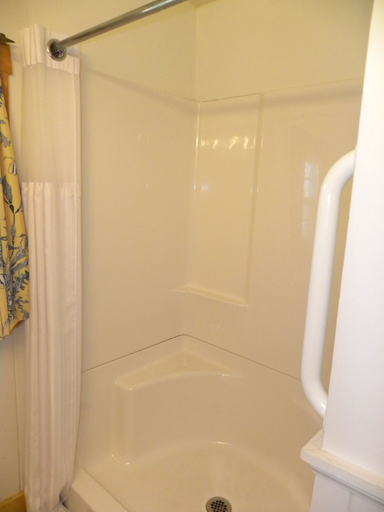 Bathroom 4, Colonial Gables Oceanfront Village, Waldo