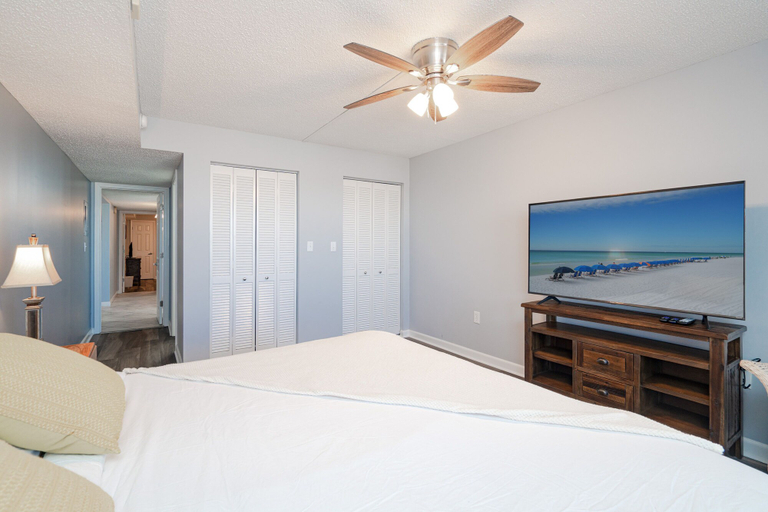 Bedroom 3, Steps to the Sand, Bay