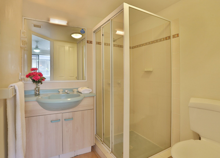 Bathroom 3, K Resort, Gold Coast