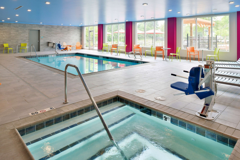Sport & Beauty 5, Home2Suites by Hilton Dupont, WA, Pierce
