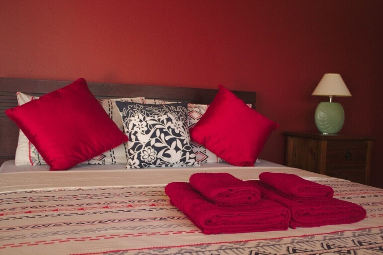 Bedroom 3, Nid'Aigle