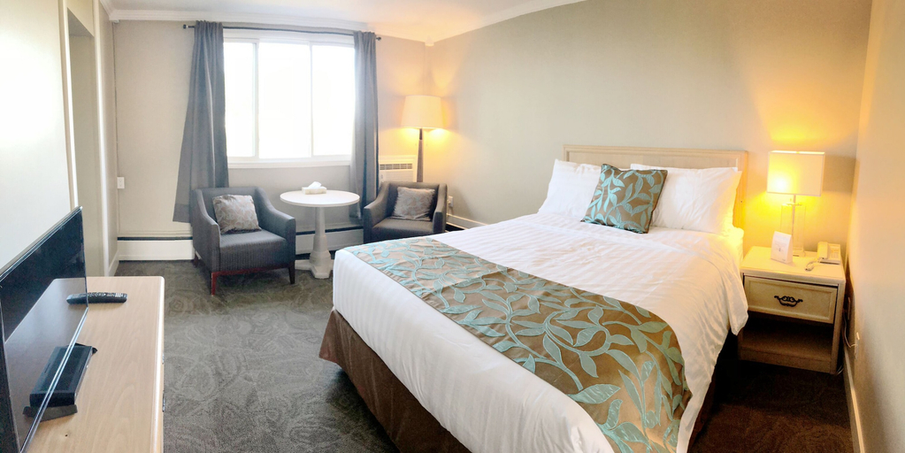 Bedroom 3, Seasons Inn Halifax, Halifax