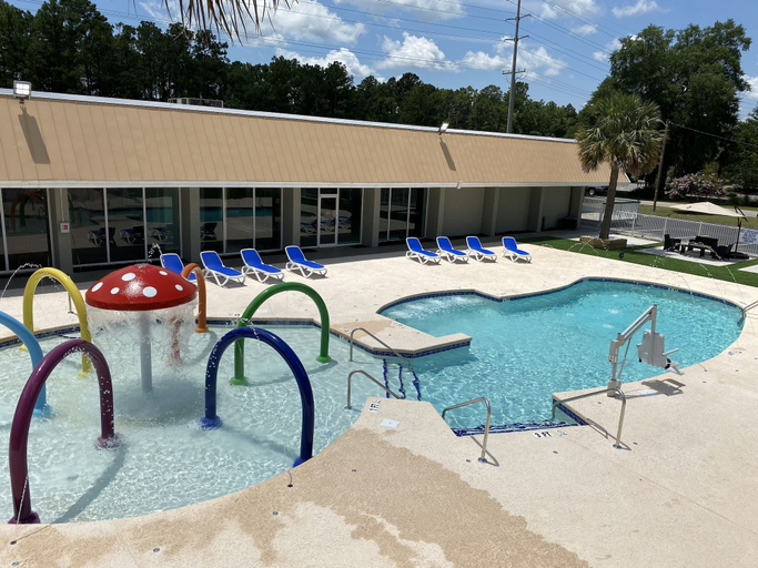 Sport & Beauty 5, Baymont by Wyndham Pawleys Island, Georgetown