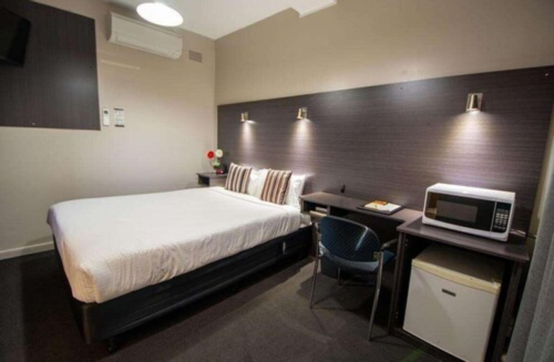 Bedroom 18