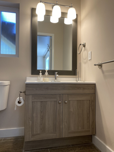 Bathroom 5, Richmond Vancouver Airport Comfy Home, Greater Vancouver