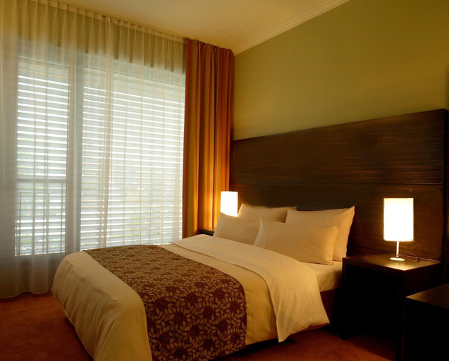Bedroom 2, Hotel Central Regensburg CityCentre, SHC by Best Western, Regensburg