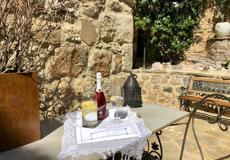 Food & Drinks 5, Villa Vager Mani, Peloponnese