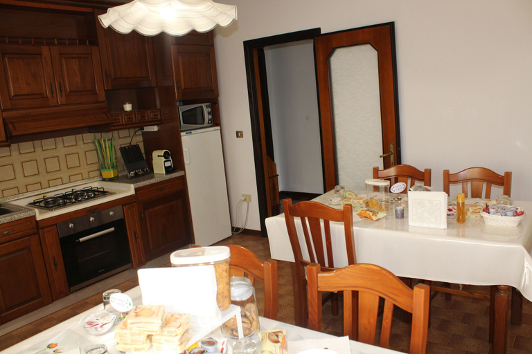 Food & Drinks 5, B&B Airport Venice Diego, Venezia