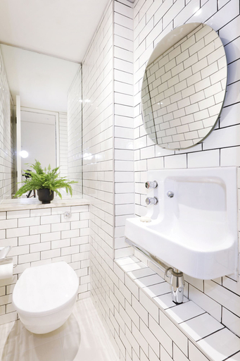 Bathroom 2, No.5 Maddox Street, London