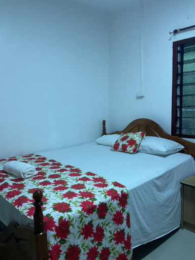 Bedroom 2, Fox Homestay, Rewa