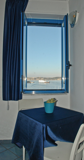 Bathroom 4, Hotel Darsena, Napoli