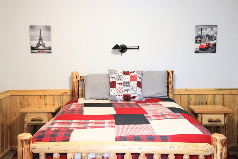 Bedroom 3, Eycat Lodging Company, Park