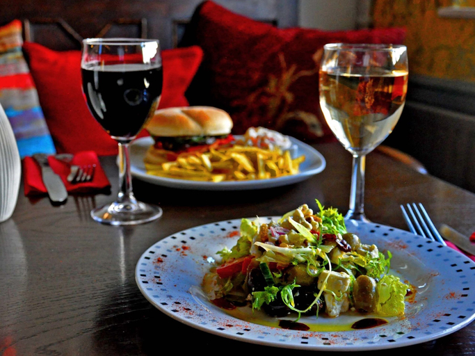 Food & Drinks 5, The Rose & Crown, East Sussex