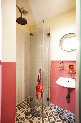 Bathroom 5, The Elliot - Adults only
