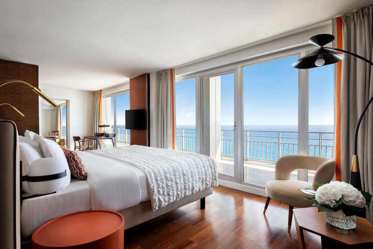Bedroom 3, Le Meridien Nice, Alpes-Maritimes