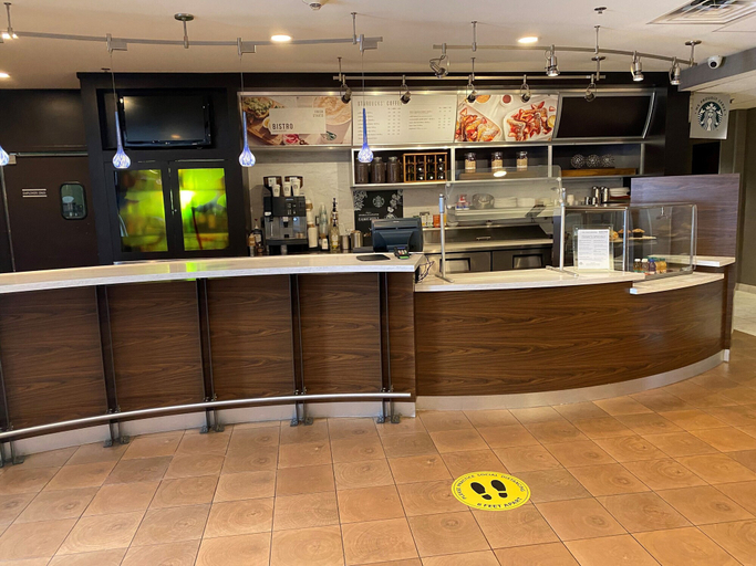 Food & Drinks 5, Courtyard by Marriott Raynham, Bristol