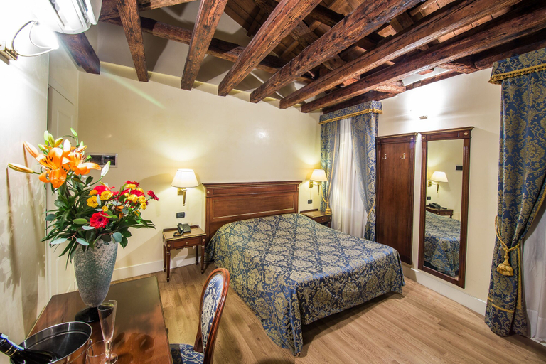 Bedroom 2, B&B Le Marie, Venezia