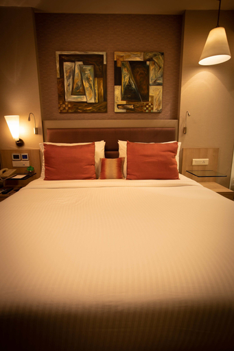 Bedroom 3, Clarens Hotel, Gurgaon