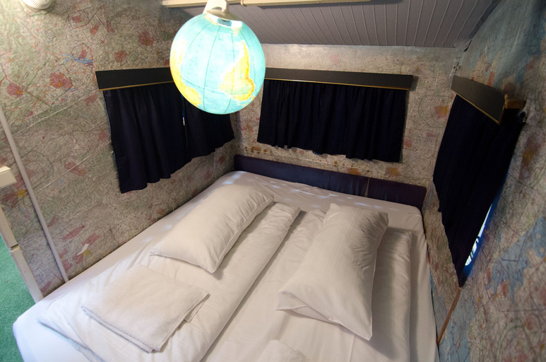 Bedroom 3, BaseCamp Bonn - Hostel, Bonn