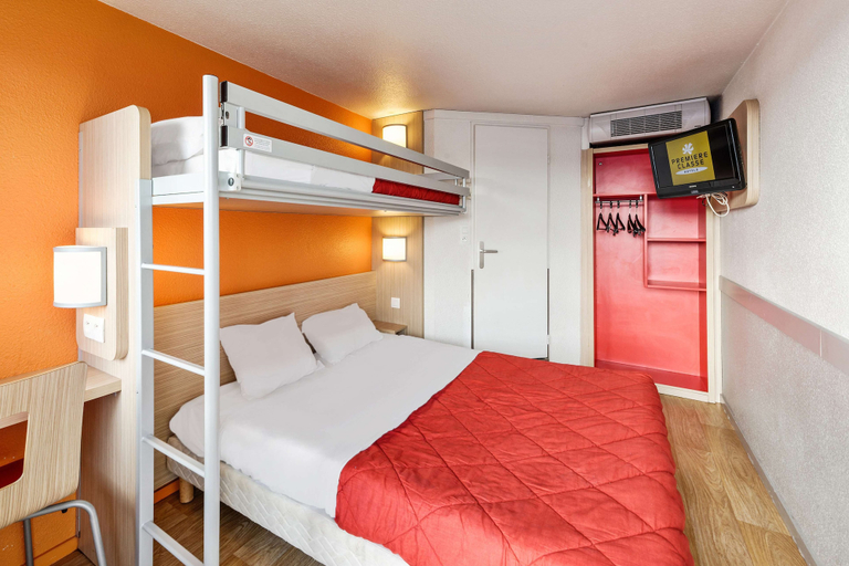 Bedroom 5, Premiere Classe Laon, Aisne