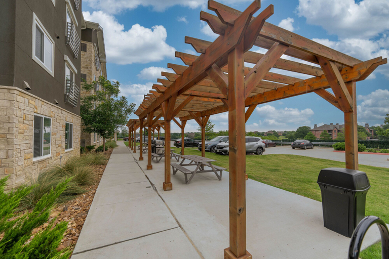 Others 5, Soka Suites Dallas - Las Colinas, Irving