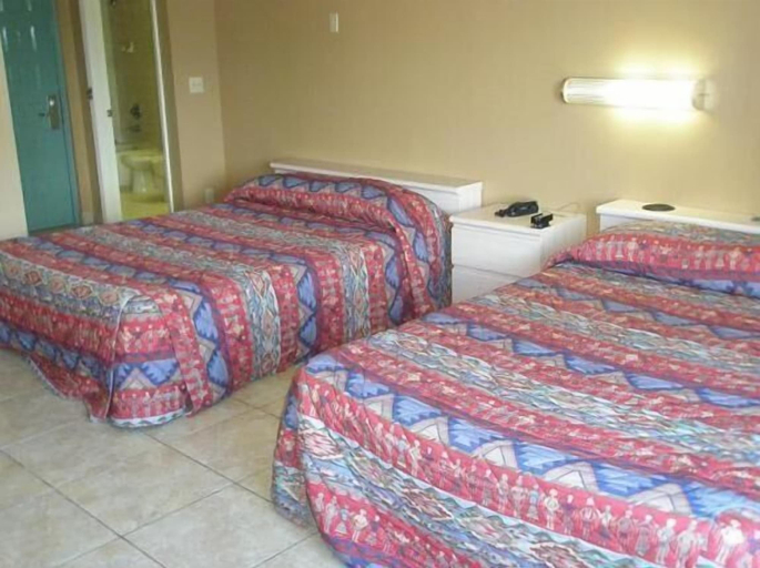 Bedroom 2, Miami Princess Hotel, Miami-Dade
