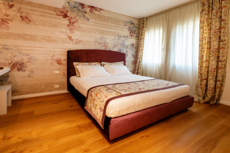 Bedroom 2, Relais Althea Azienda Agrituristica, Treviso