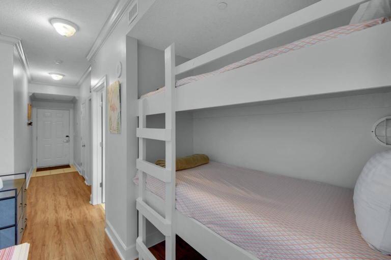 Bedroom 4, Twin Palms 1103, Bay