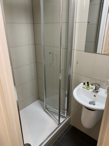 Bathroom 3, Hanover House, London