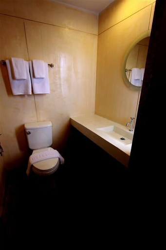 Bathroom 5, Bearing 26 Hotel, Muang Samut Prakan