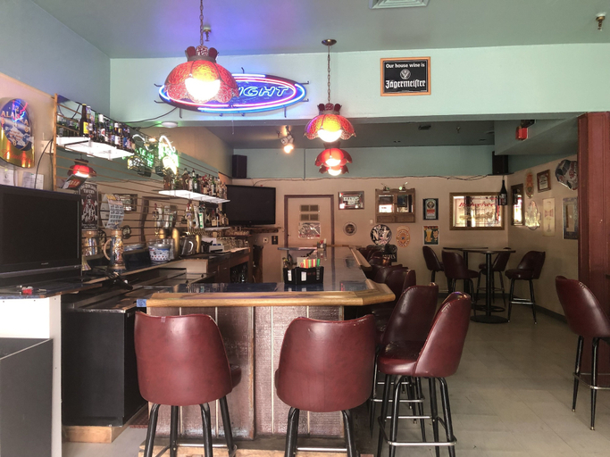Food & Drinks, Glacier Hotel, Valdez-Cordova